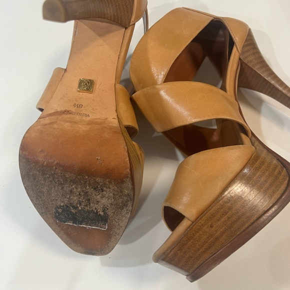 Pour La Victoire high heel shoes. Camel color - Picture 6 of 6